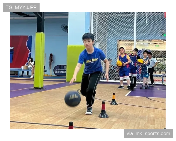 篮球比赛中如何正确理解和应用底线规则？